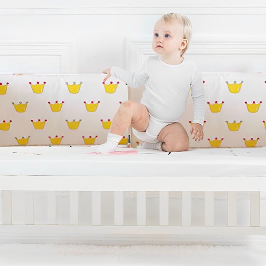 Tour de lit bébé